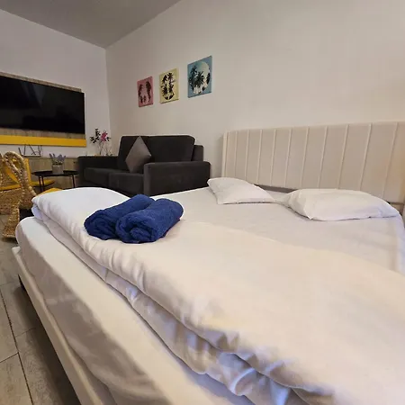 Appartement Luxury Family Azizi - Pool & Promenada Năvodari